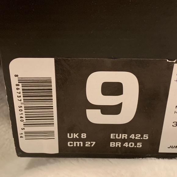 Jordan Retro 11 NEVER WORN!!!! - Picture 8 of 8